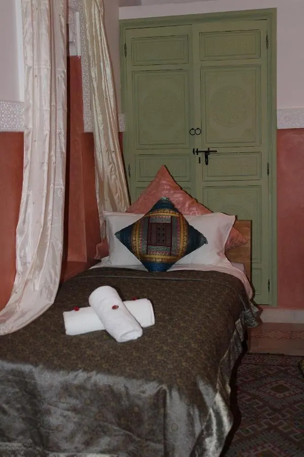 Riad La Medersa Marraquexe Alojamento de Acomodação e Pequeno-almoço